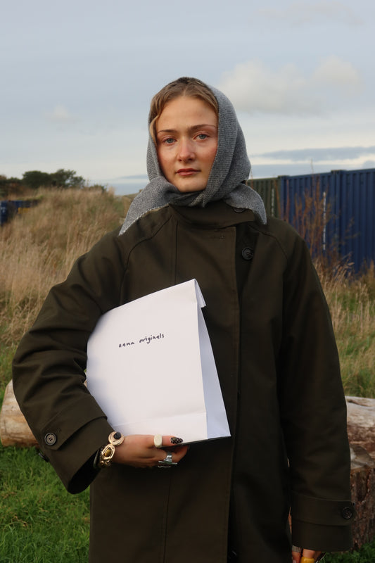 Triangle Scarf - Grey